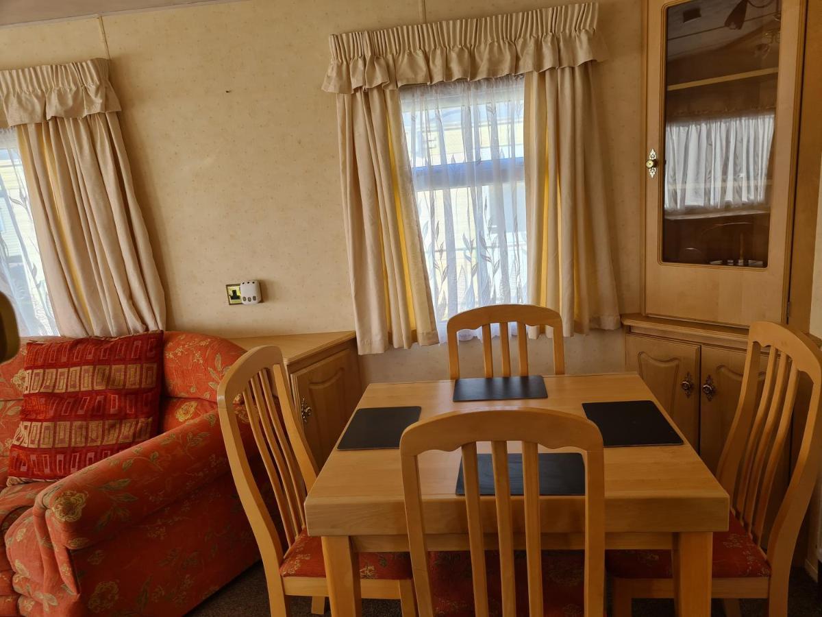 6 Berth Central Heated The Grange Ingoldmells Exterior foto
